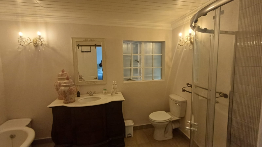 Commercial Property for Sale in Remhoogte AH North West